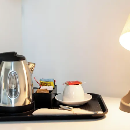 Campus Sanpaolo 3* טורינו