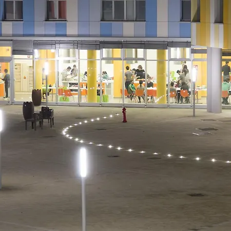 Campus Sanpaolo 3* טורינו