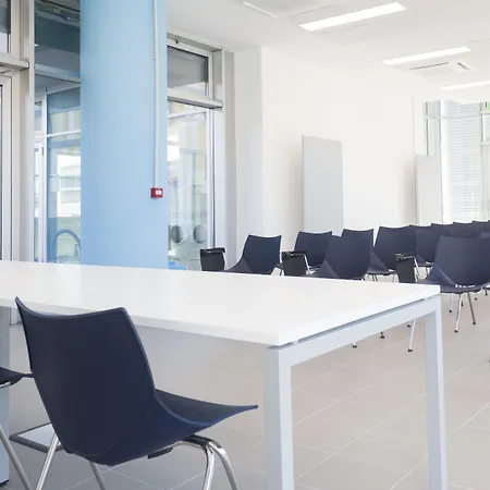 فندق Campus Sanpaolo 3*